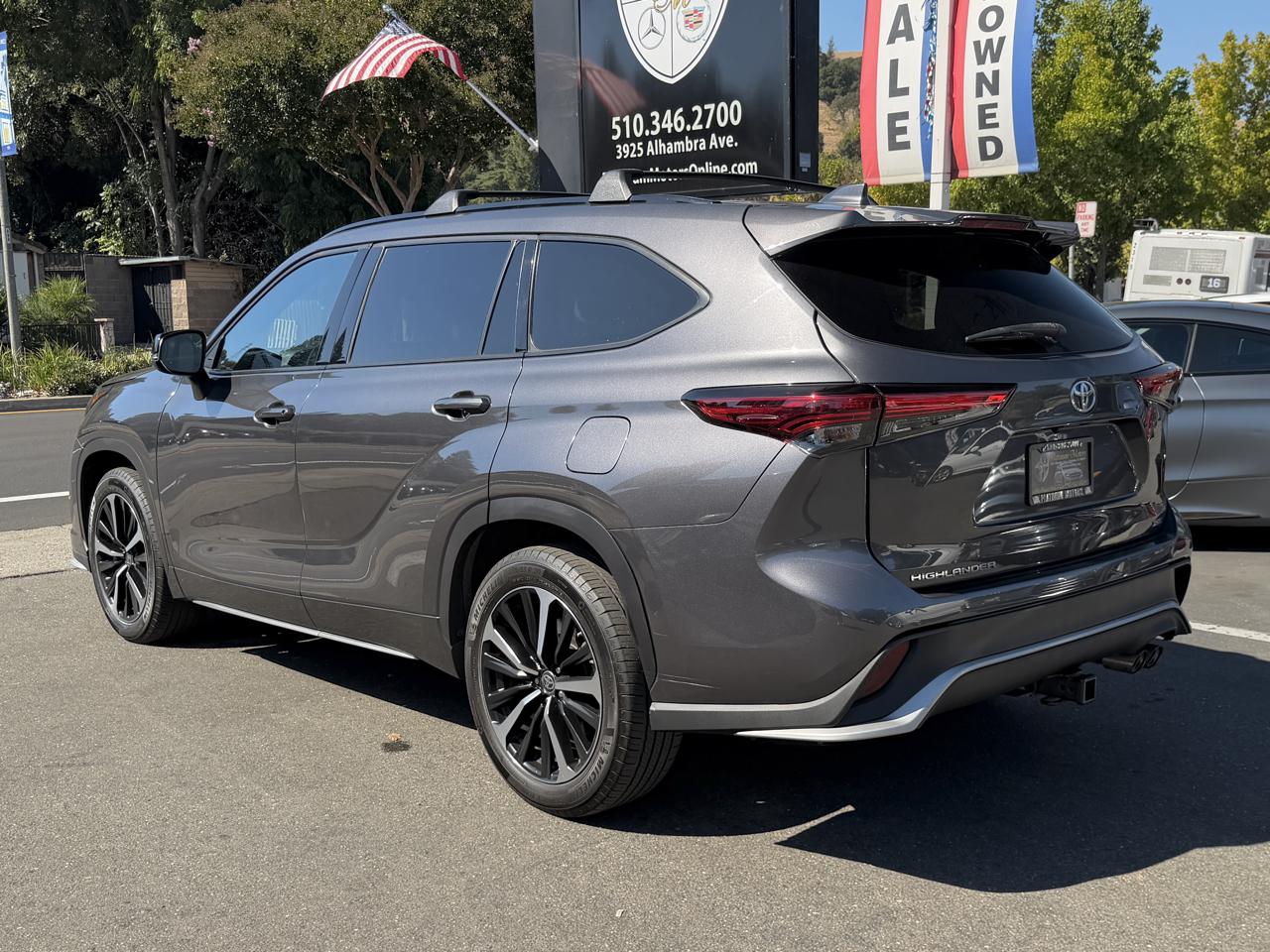 Toyota Highlander  2021
