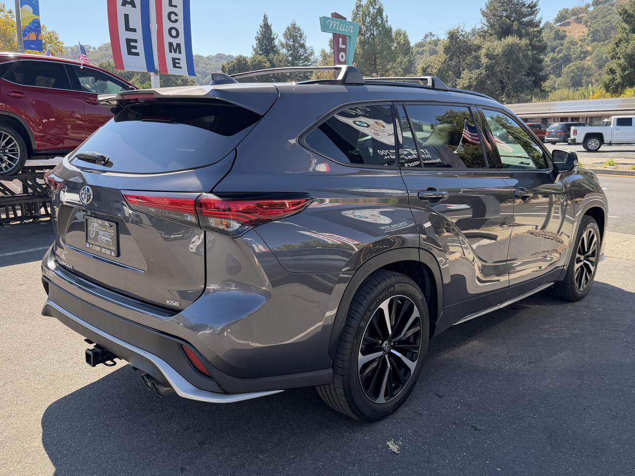Toyota Highlander  2021