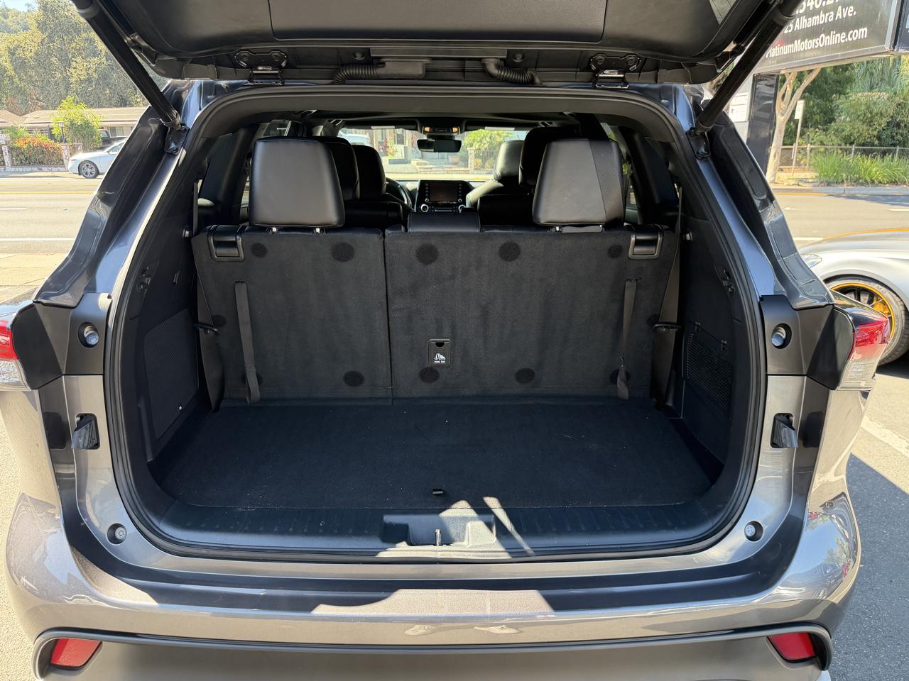 Toyota Highlander  2021