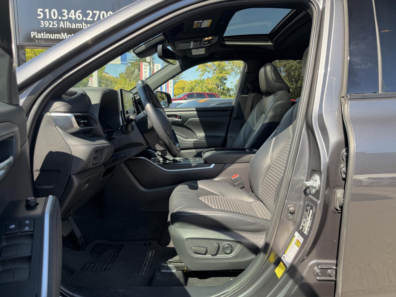 Toyota Highlander  2021