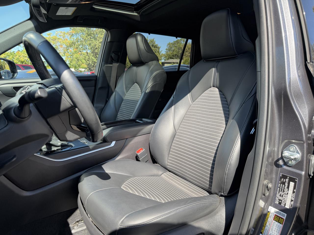 Toyota Highlander  2021
