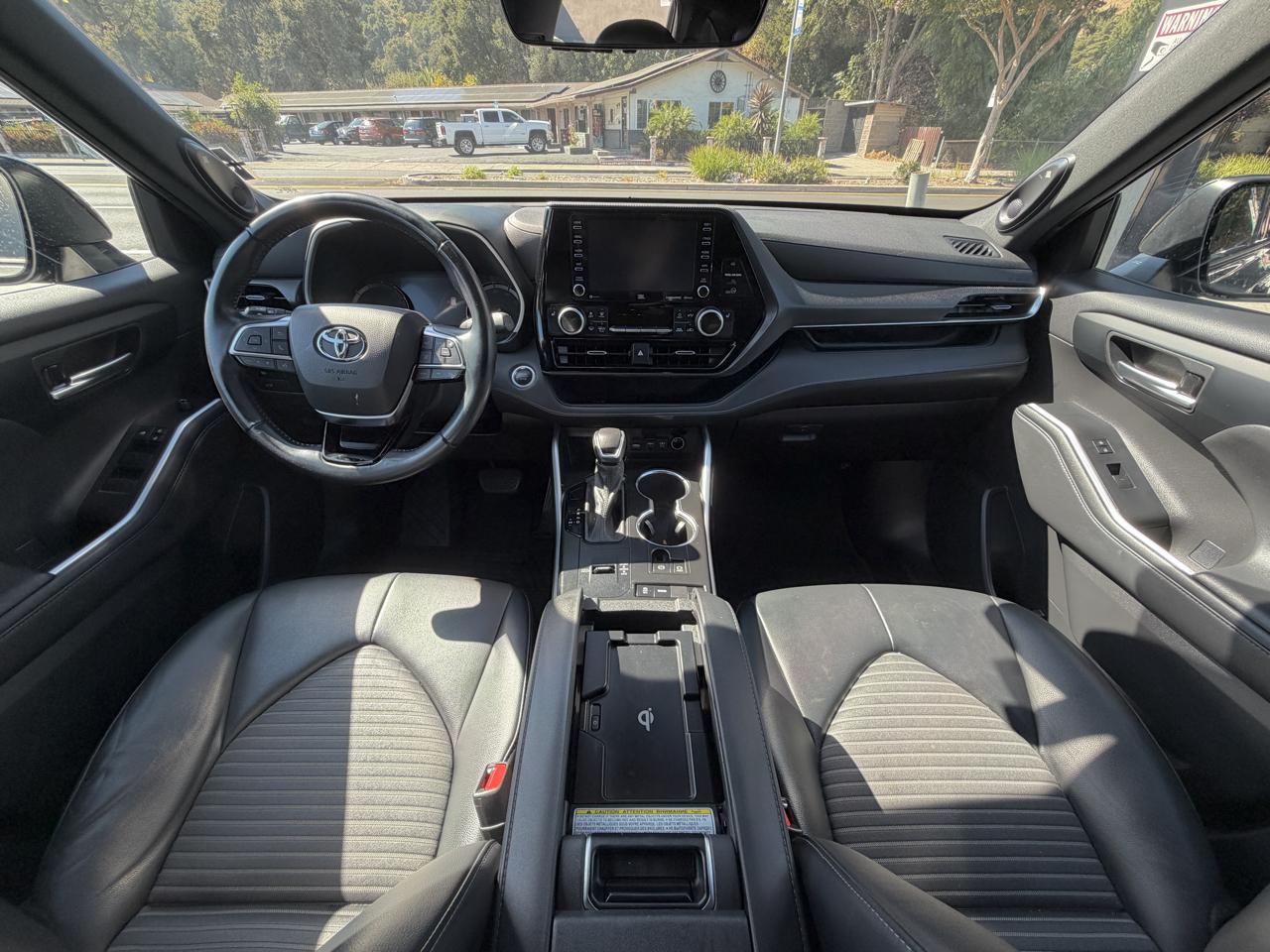 Toyota Highlander  2021