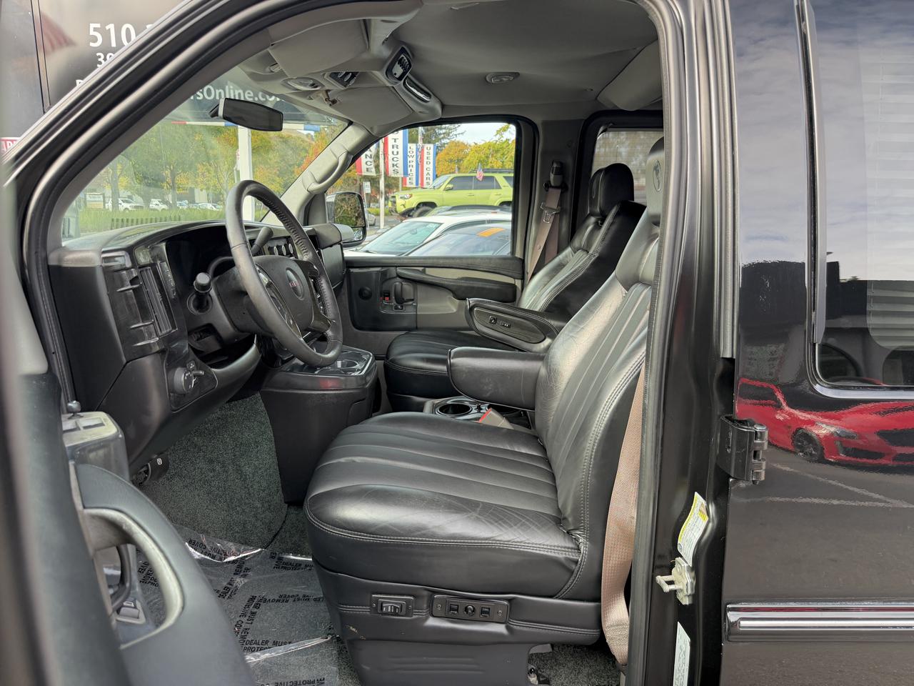 GMC Savana  2014