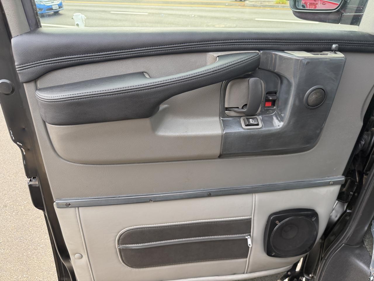 GMC Savana  2014