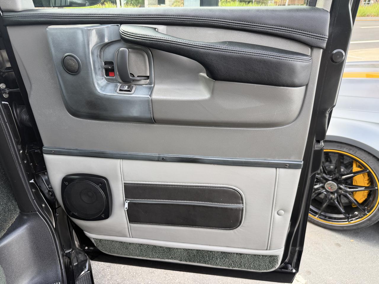 GMC Savana  2014