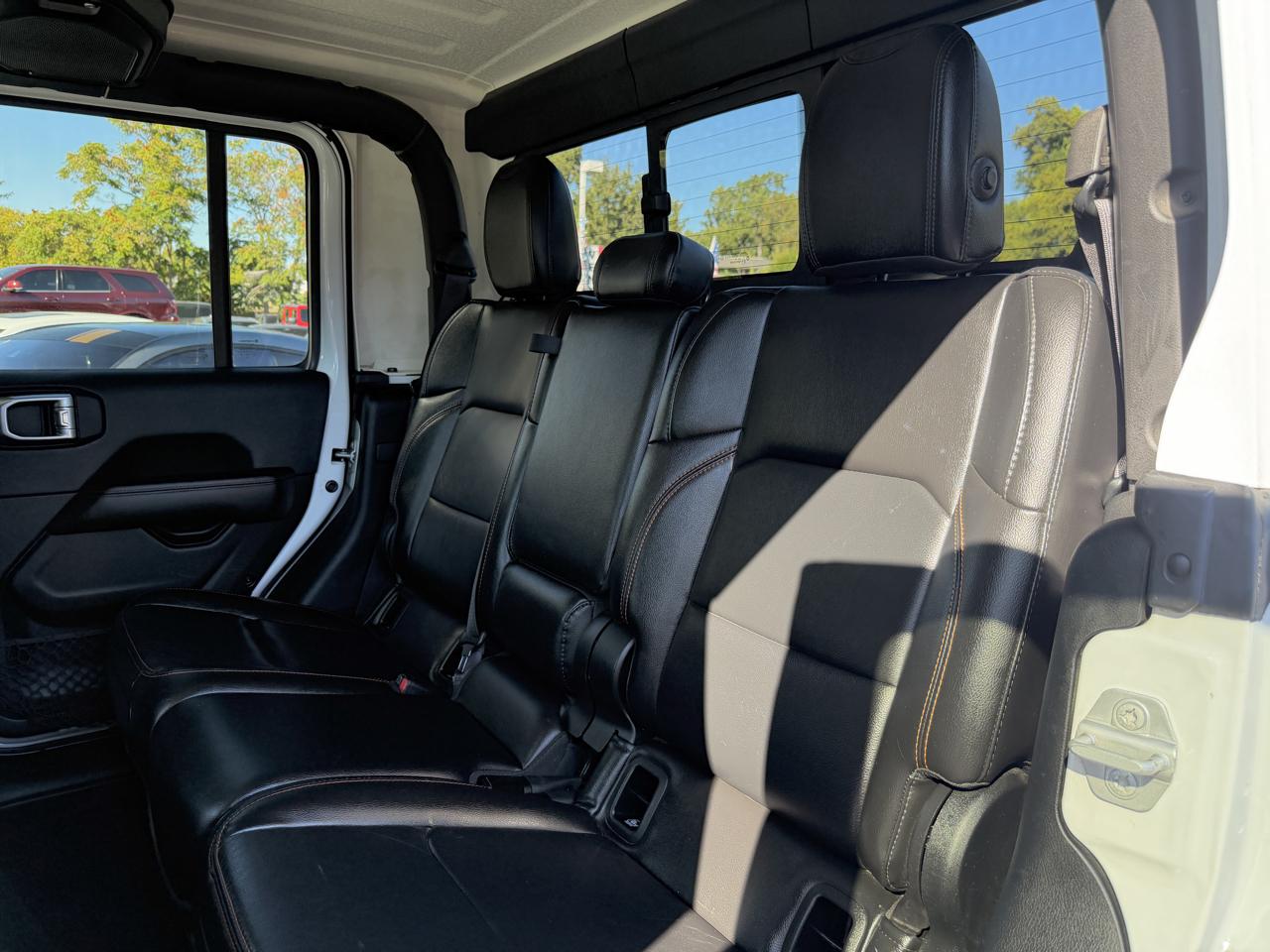 Jeep Gladiator  2021
