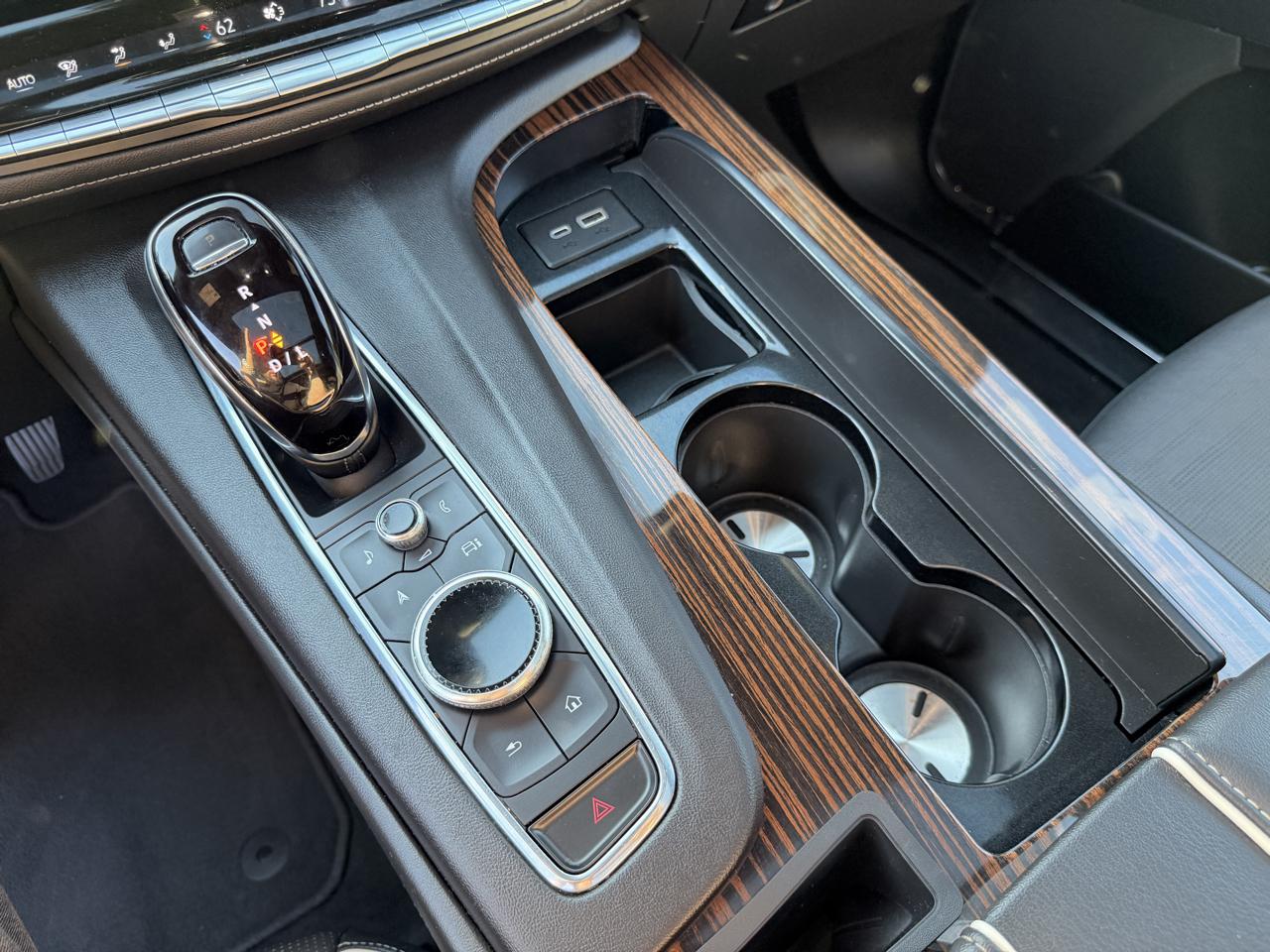 Cadillac Escalade  2023
