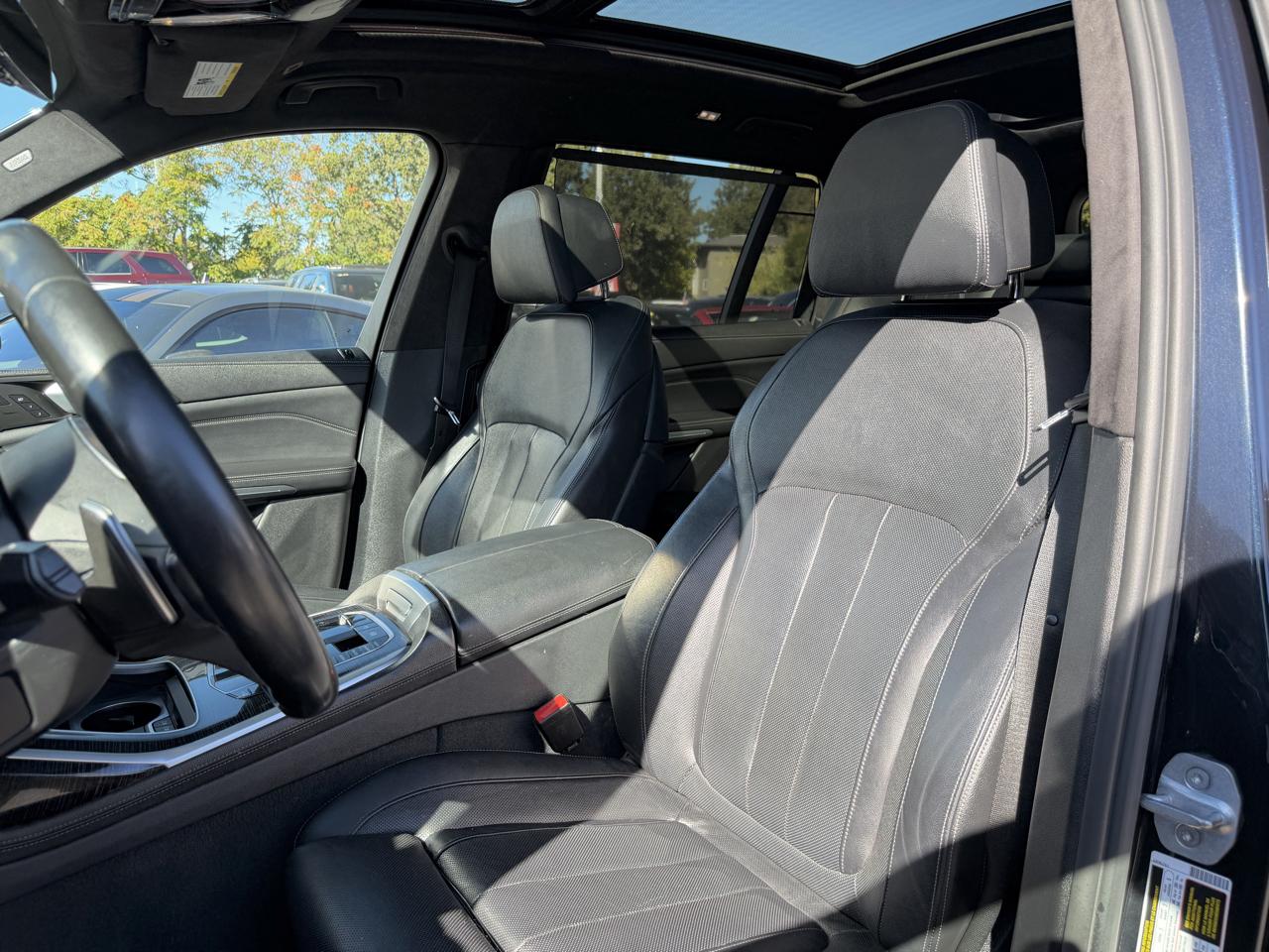 BMW X7 xDrive40i Sports Activity Vehicle 2019