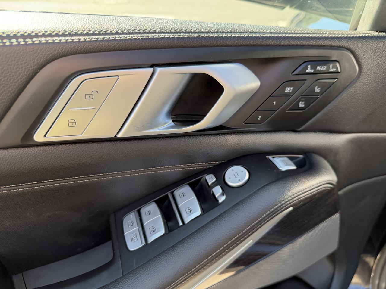 BMW X7 xDrive40i Sports Activity Vehicle 2019