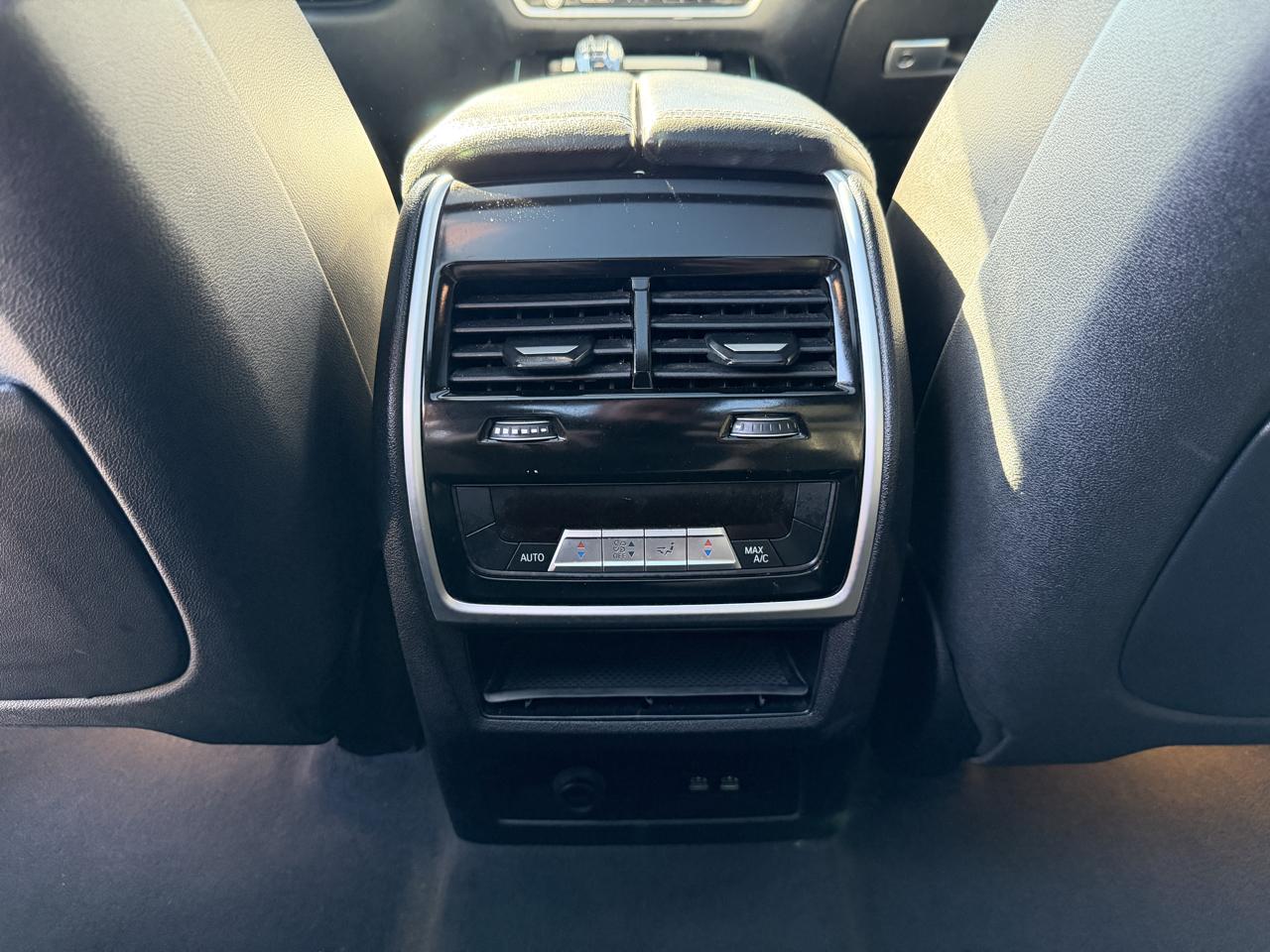 BMW X7 xDrive40i Sports Activity Vehicle 2019