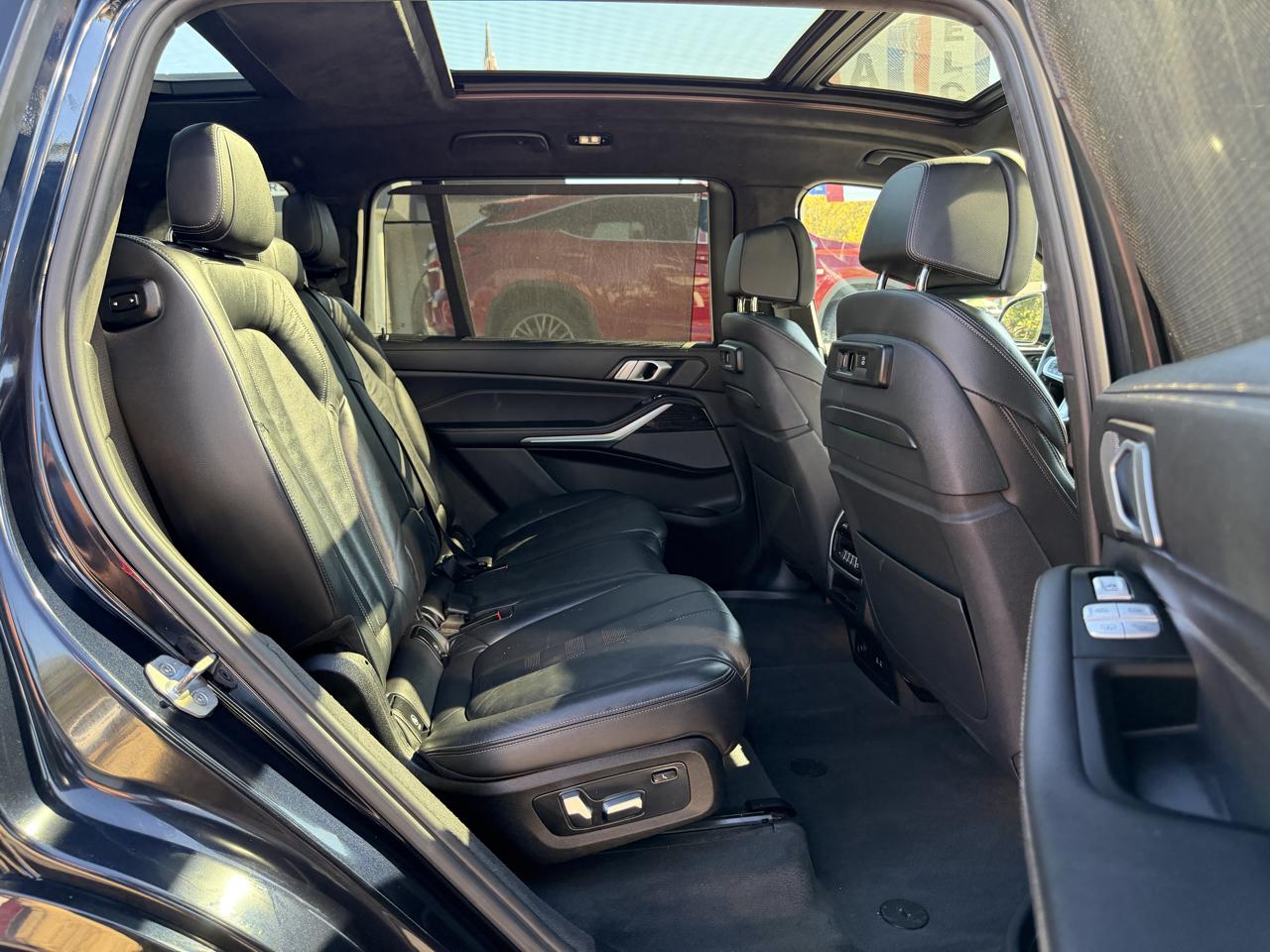 BMW X7 xDrive40i Sports Activity Vehicle 2019