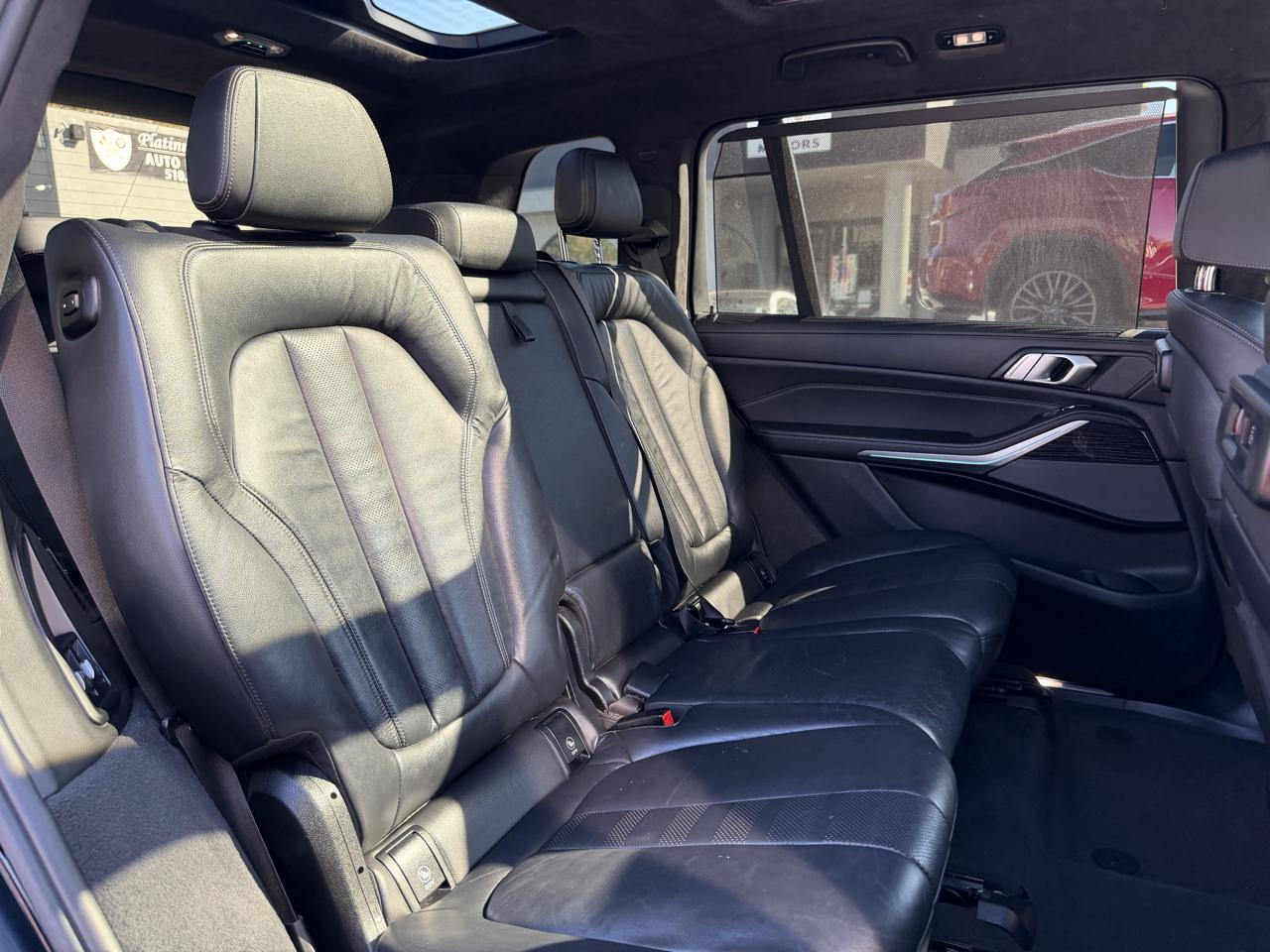 BMW X7 xDrive40i Sports Activity Vehicle 2019