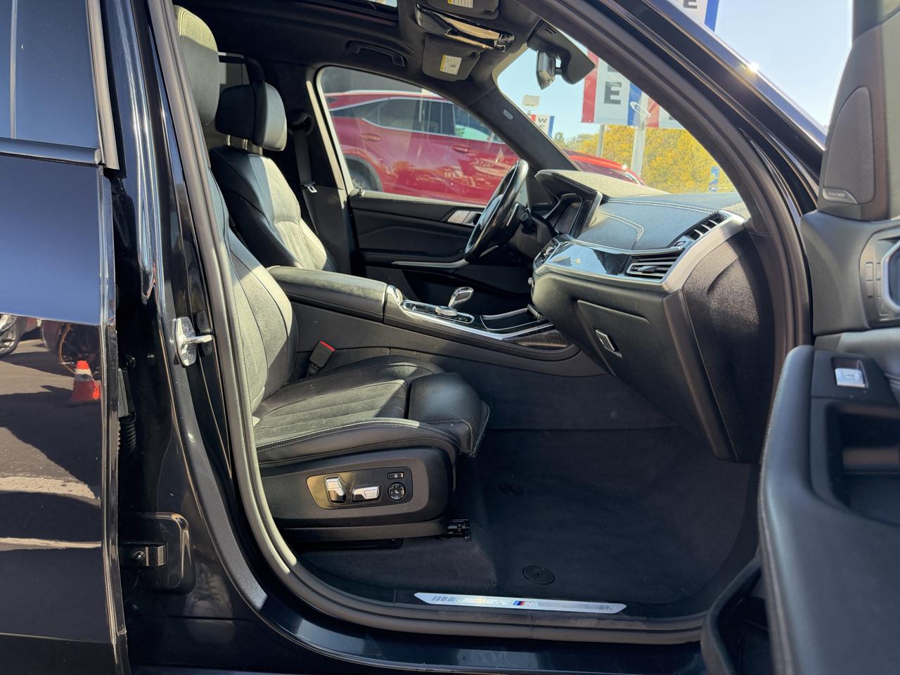 BMW X7 xDrive40i Sports Activity Vehicle 2019