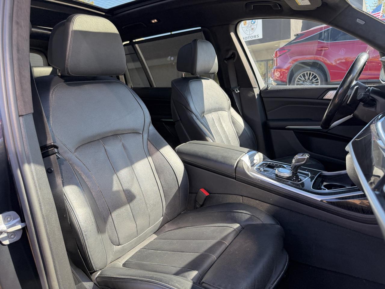 BMW X7 xDrive40i Sports Activity Vehicle 2019