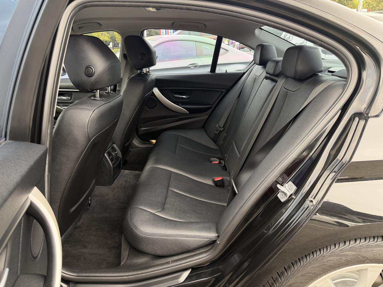 BMW 3 Series 4dr Sdn 320i RWD South Africa 2016