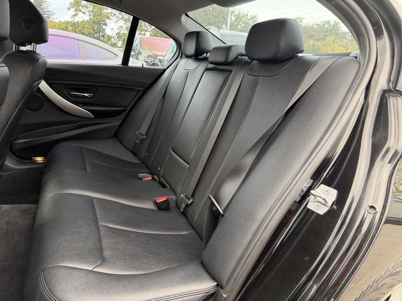 BMW 3 Series 4dr Sdn 320i RWD South Africa 2016