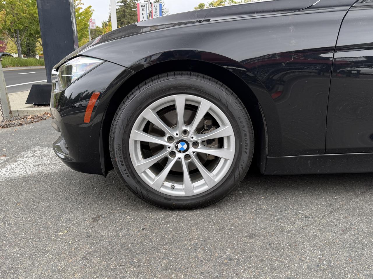 BMW 3 Series 4dr Sdn 320i RWD South Africa 2016