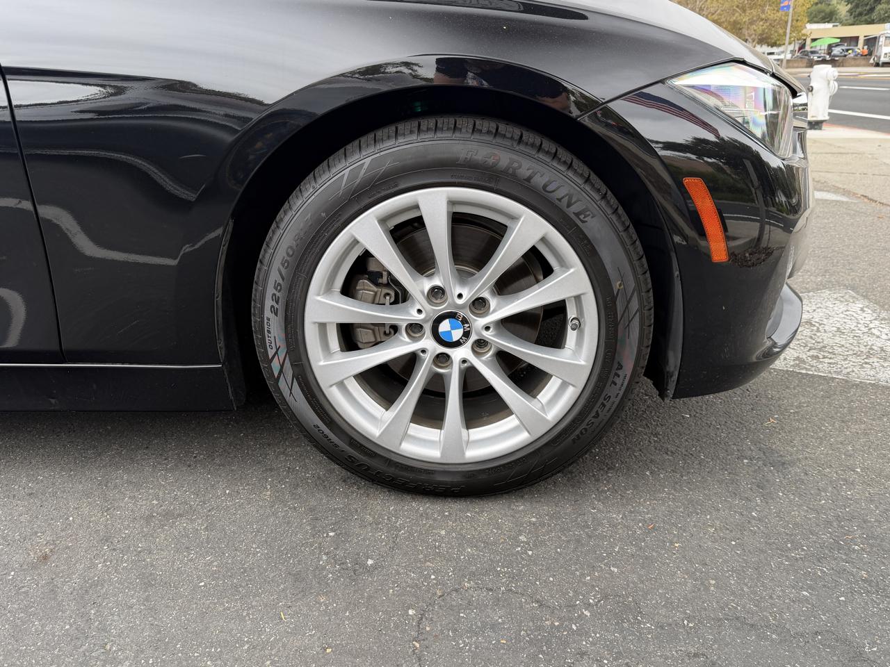 BMW 3 Series 4dr Sdn 320i RWD South Africa 2016