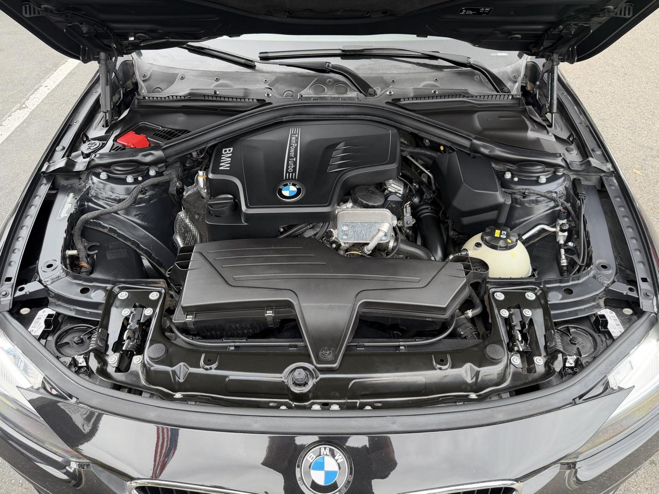 BMW 3 Series 4dr Sdn 320i RWD South Africa 2016
