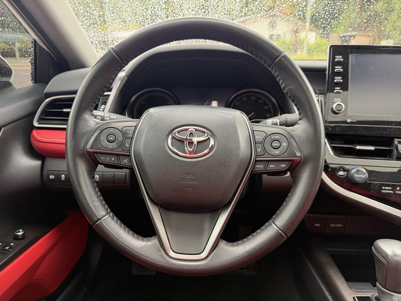 Toyota Camry  2024