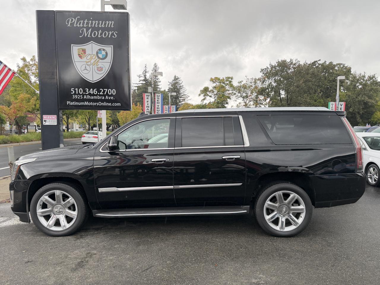 Cadillac Escalade ESV 4WD 4dr Luxury 2018