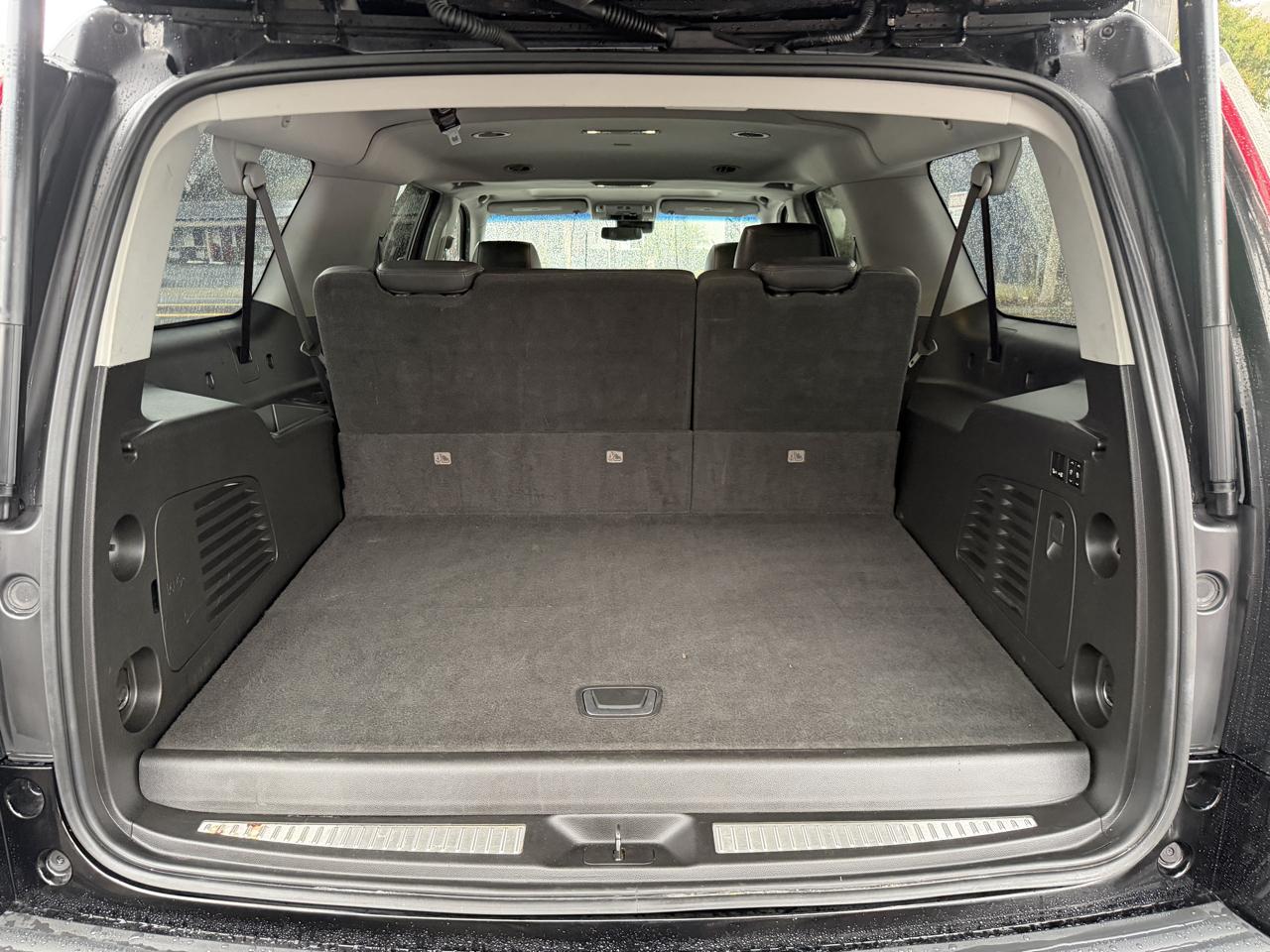 Cadillac Escalade ESV 4WD 4dr Luxury 2018