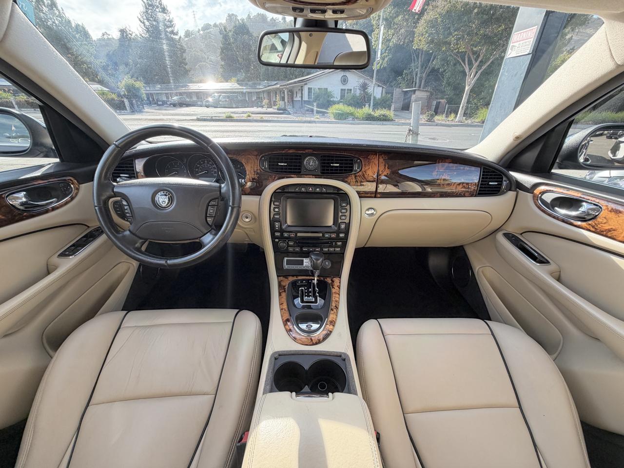 Jaguar XJ  2007