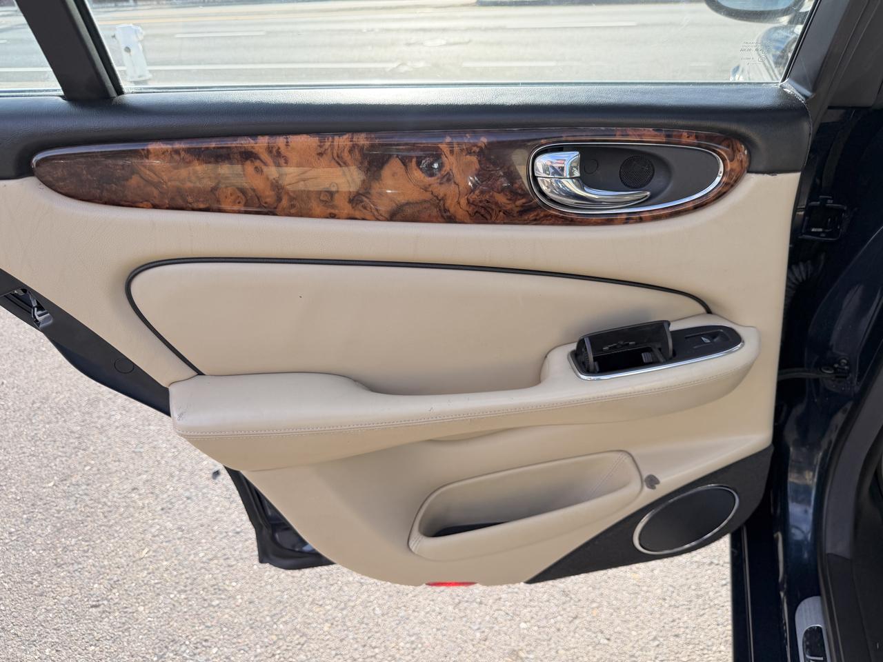Jaguar XJ  2007