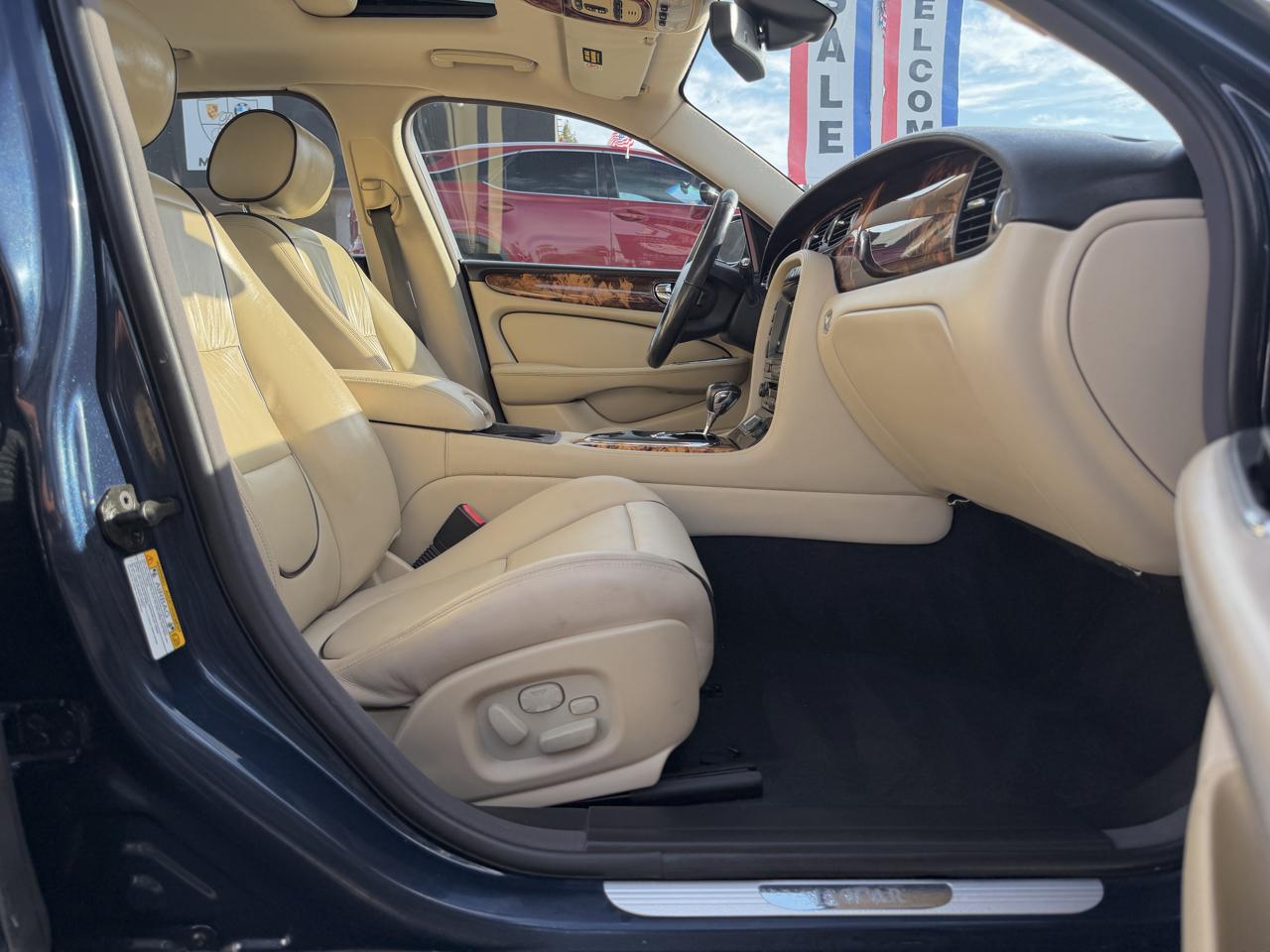 Jaguar XJ  2007