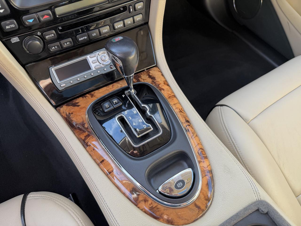 Jaguar XJ  2007