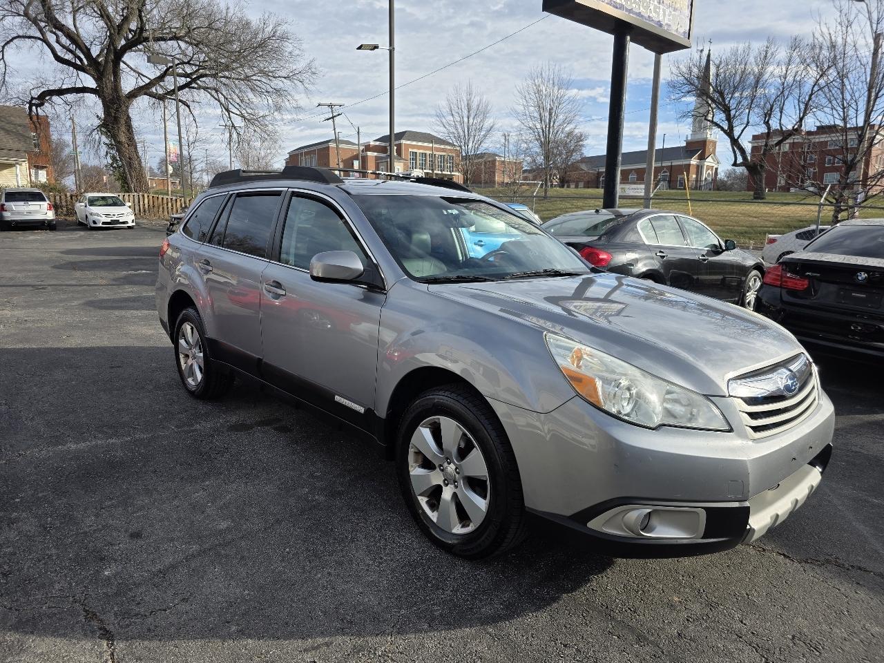 2010 Subaru Outback 2.5i Limited