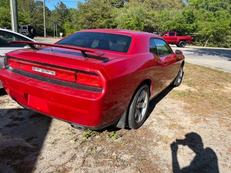 Dodge Challenger 2dr Cpe 2012