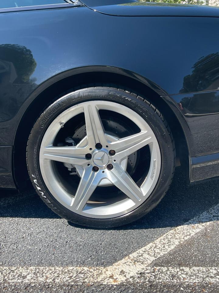 Mercedes-Benz SL-Class SL550 2009