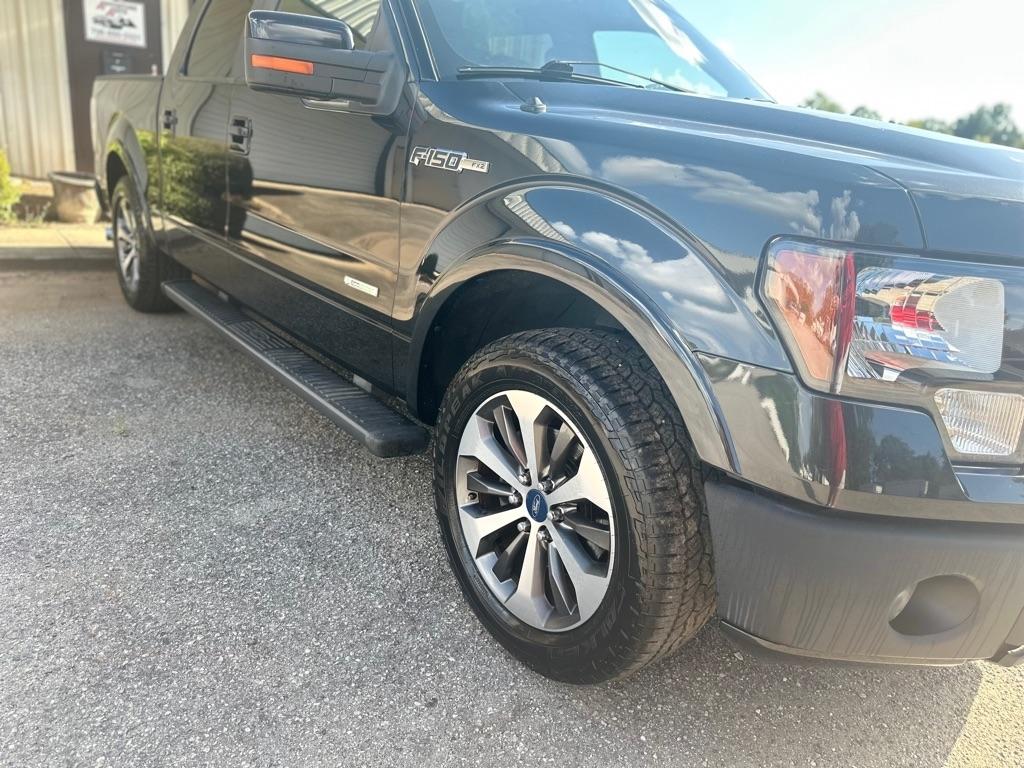 Ford F-150 XL SuperCrew 5.5-ft. Bed 2WD 2011
