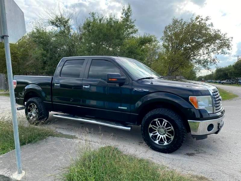 2012 Ford F-150 XL SuperCrew 5.5-ft. Bed 2WD