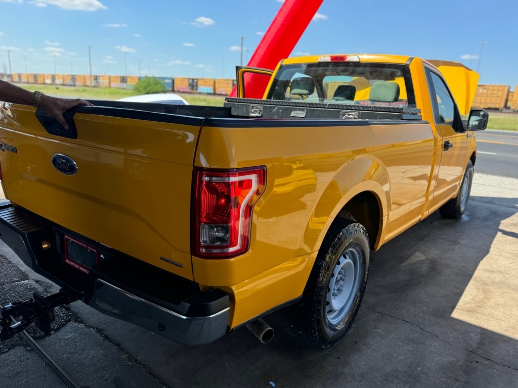 2016 Ford F-150 XLT photo 15