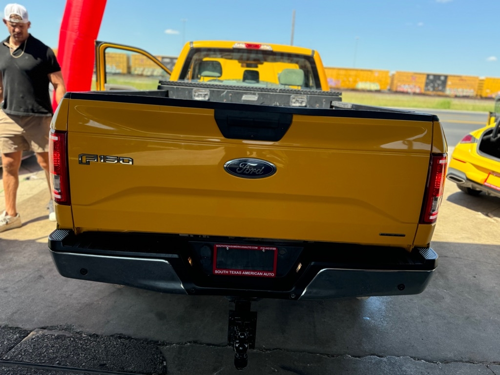2016 Ford F-150 XLT photo 17