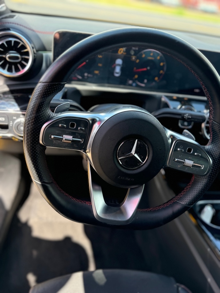 2020 Mercedes Benz CLA 250 photo 7