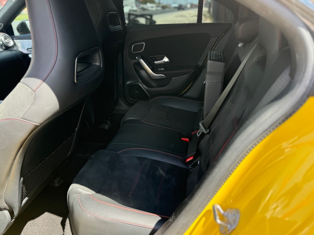2020 Mercedes Benz CLA 250 photo 11