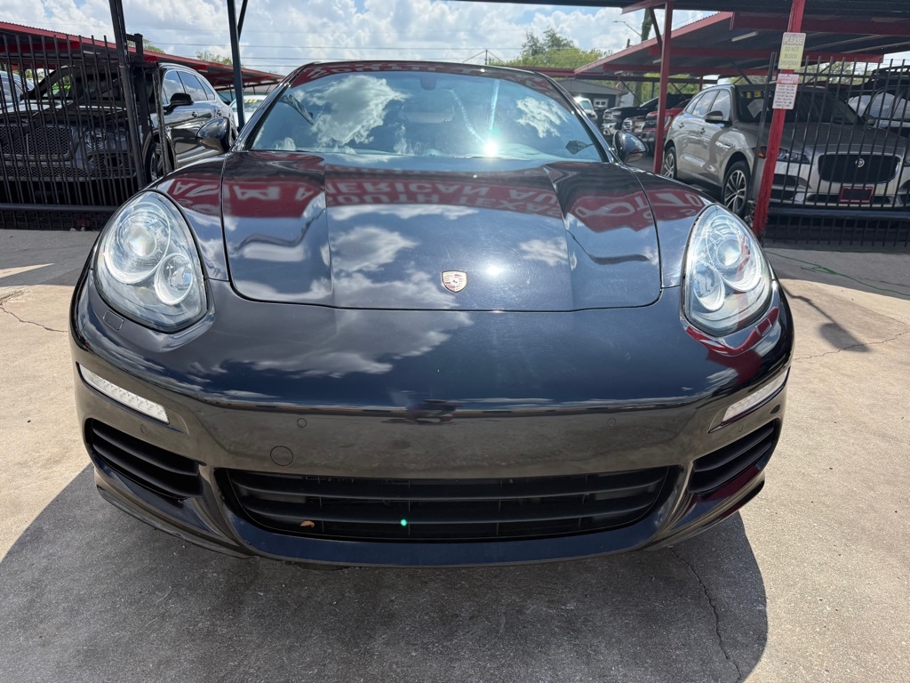2016 Porsche Panamera S photo 3