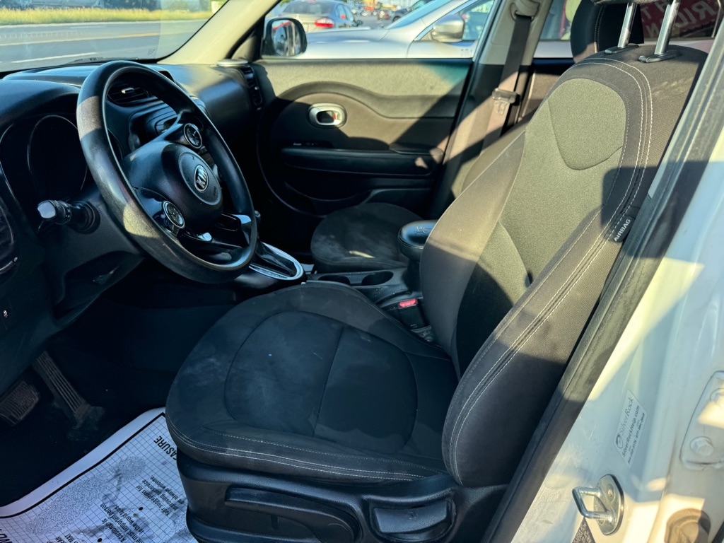 Kia Soul Base 6A 2016 Kia Soul Base 6A 2016