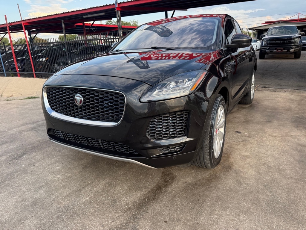 2018 Jaguar E-PACE SE photo 3