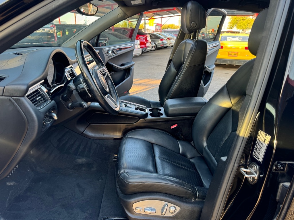 Porsche Macan GTS 2018 Porsche Macan GTS 2018