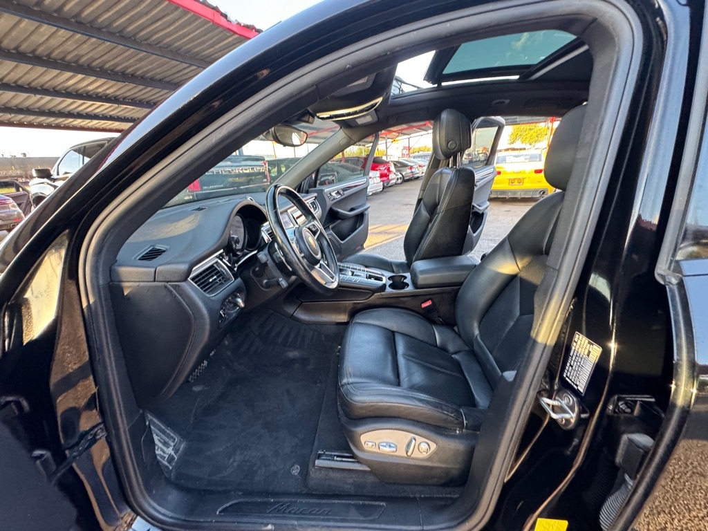 Porsche Macan GTS 2018 Porsche Macan GTS 2018