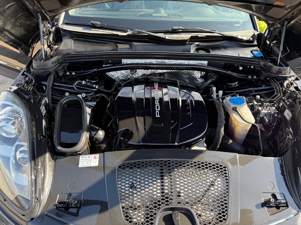 Porsche Macan GTS 2018 Porsche Macan GTS 2018