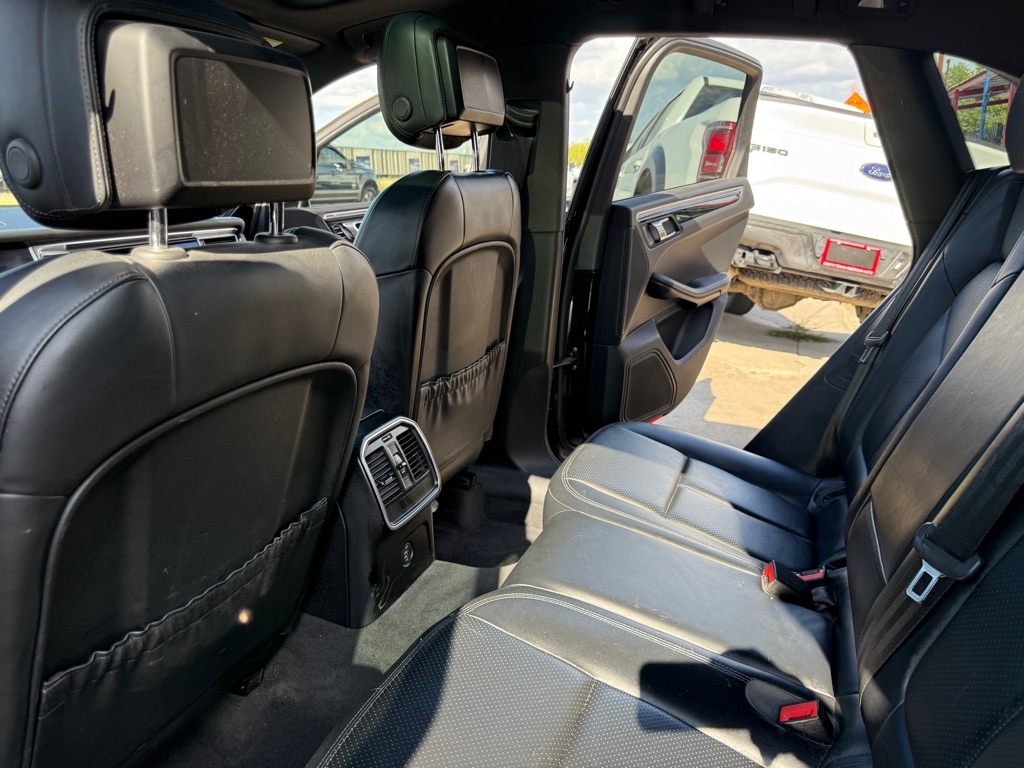 Porsche Macan GTS 2018 Porsche Macan GTS 2018