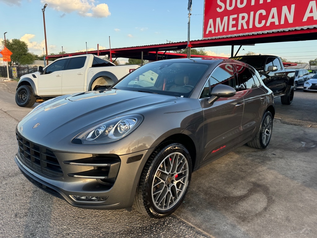Porsche Macan Turbo 2015 Porsche Macan Turbo 2015