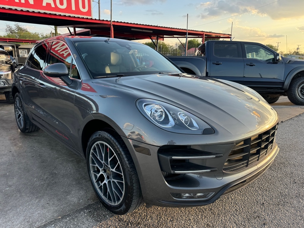 Porsche Macan Turbo 2015 Porsche Macan Turbo 2015