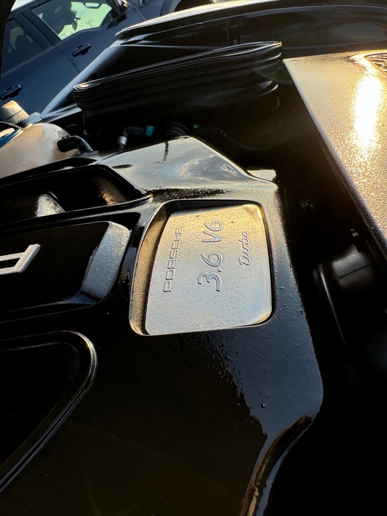 Porsche Macan Turbo 2015 Porsche Macan Turbo 2015