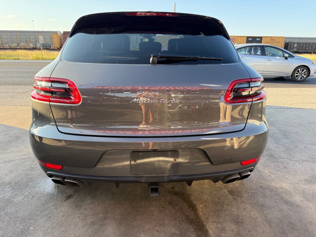 Porsche Macan Turbo 2015 Porsche Macan Turbo 2015
